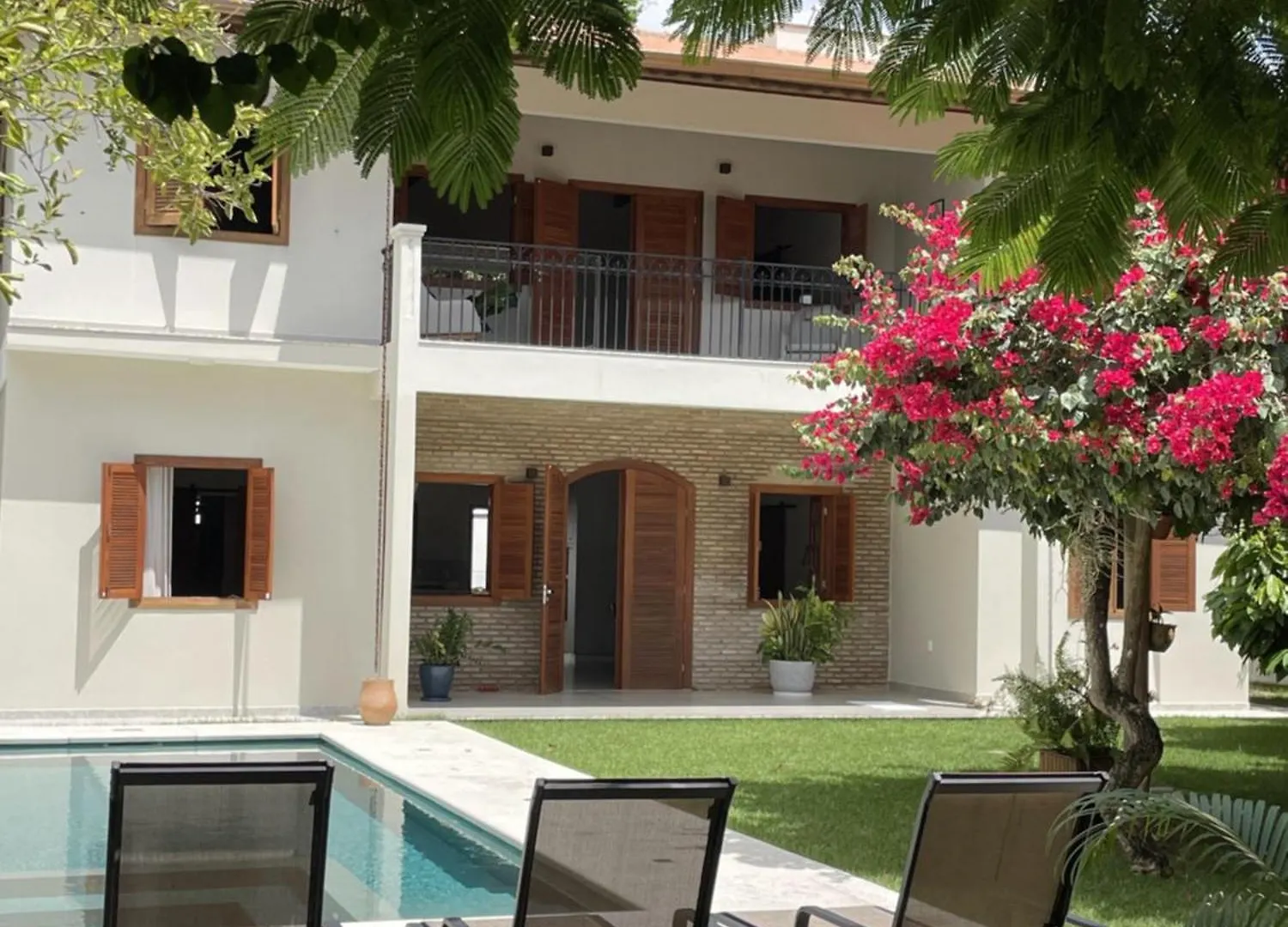 Contacts de Residencia Aldeia Do Mundai